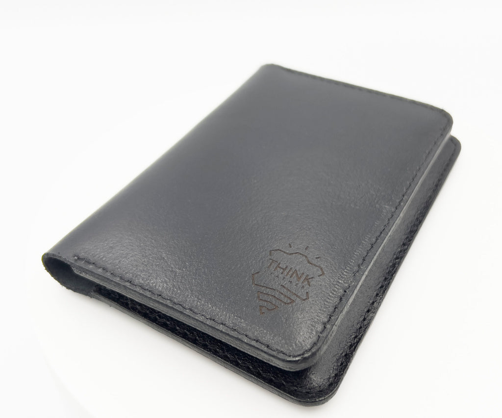 Skórzany portfel paszportowy - czarny